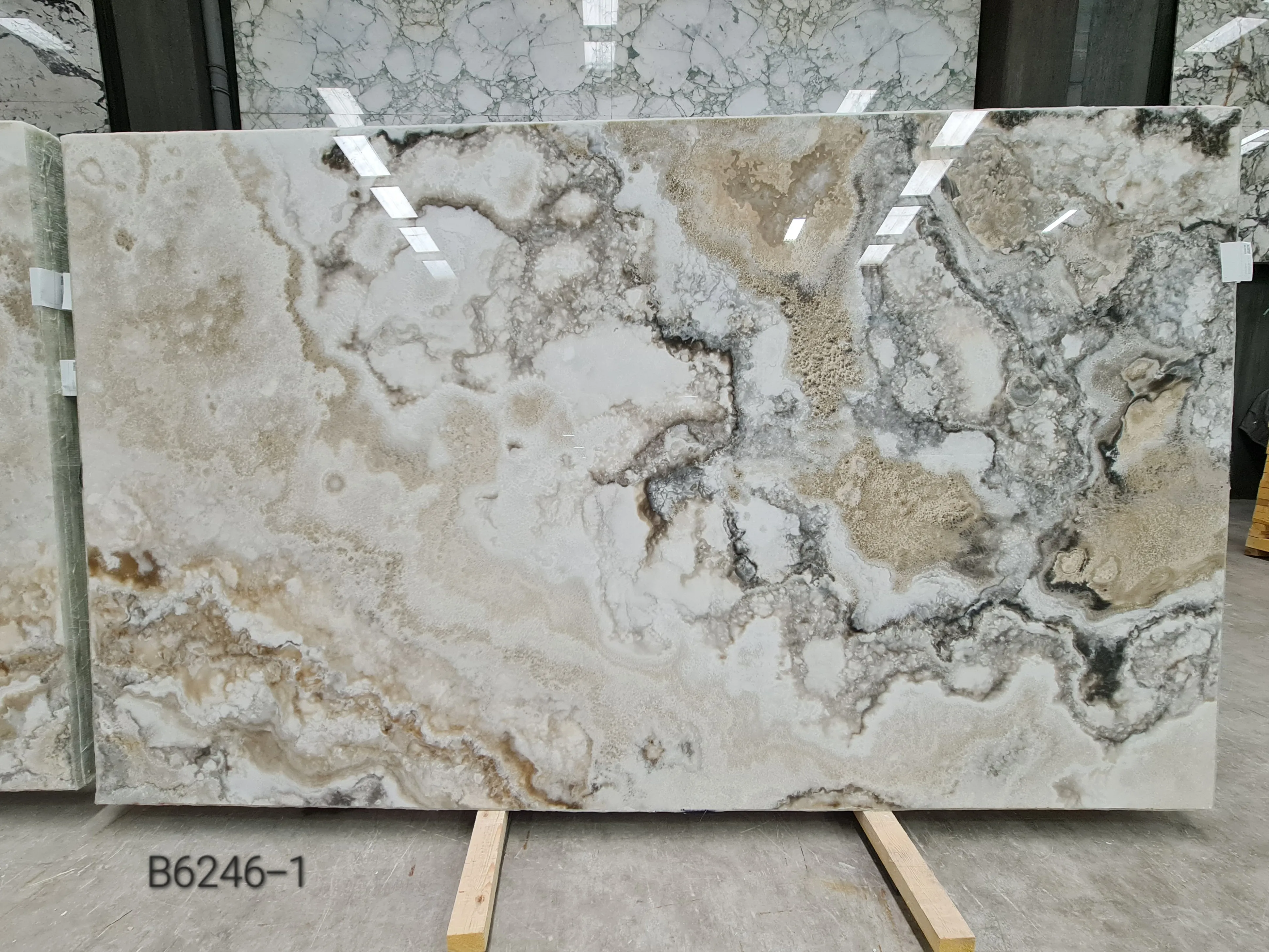 B6246 - 2 CM Grey Onyx Polished