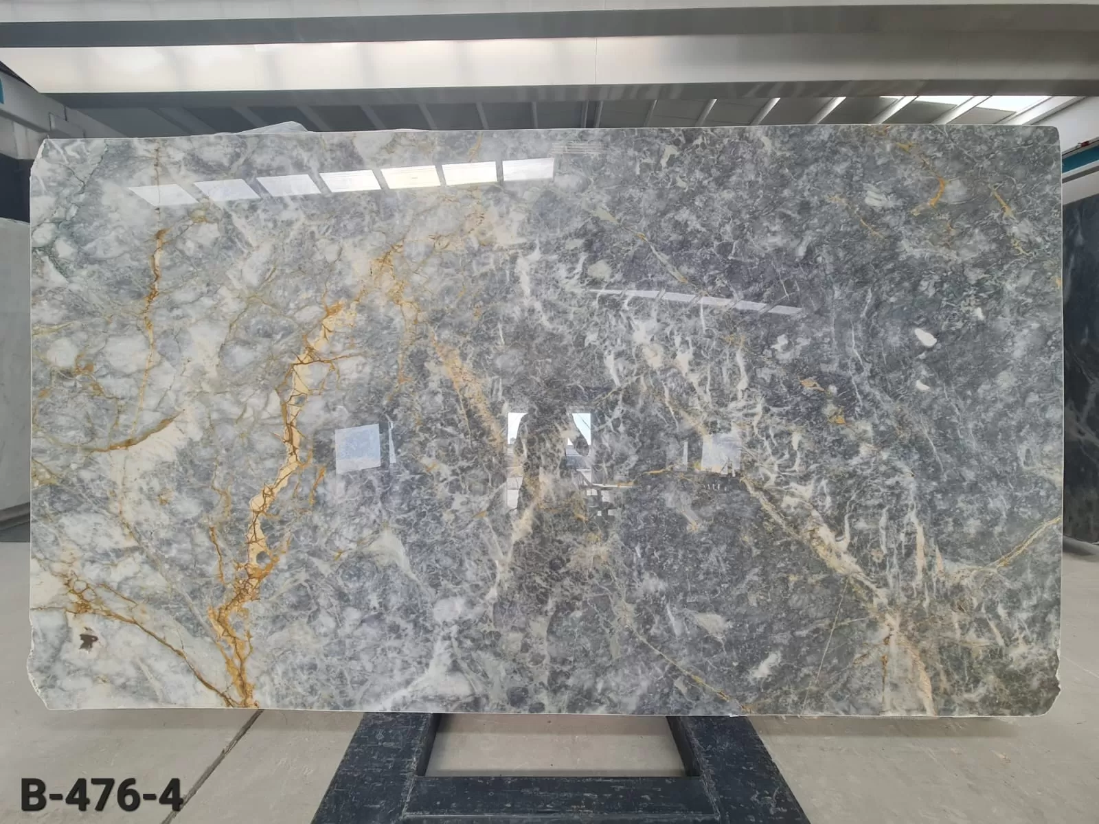 B476 - 2 CM Grey Vernal Polished