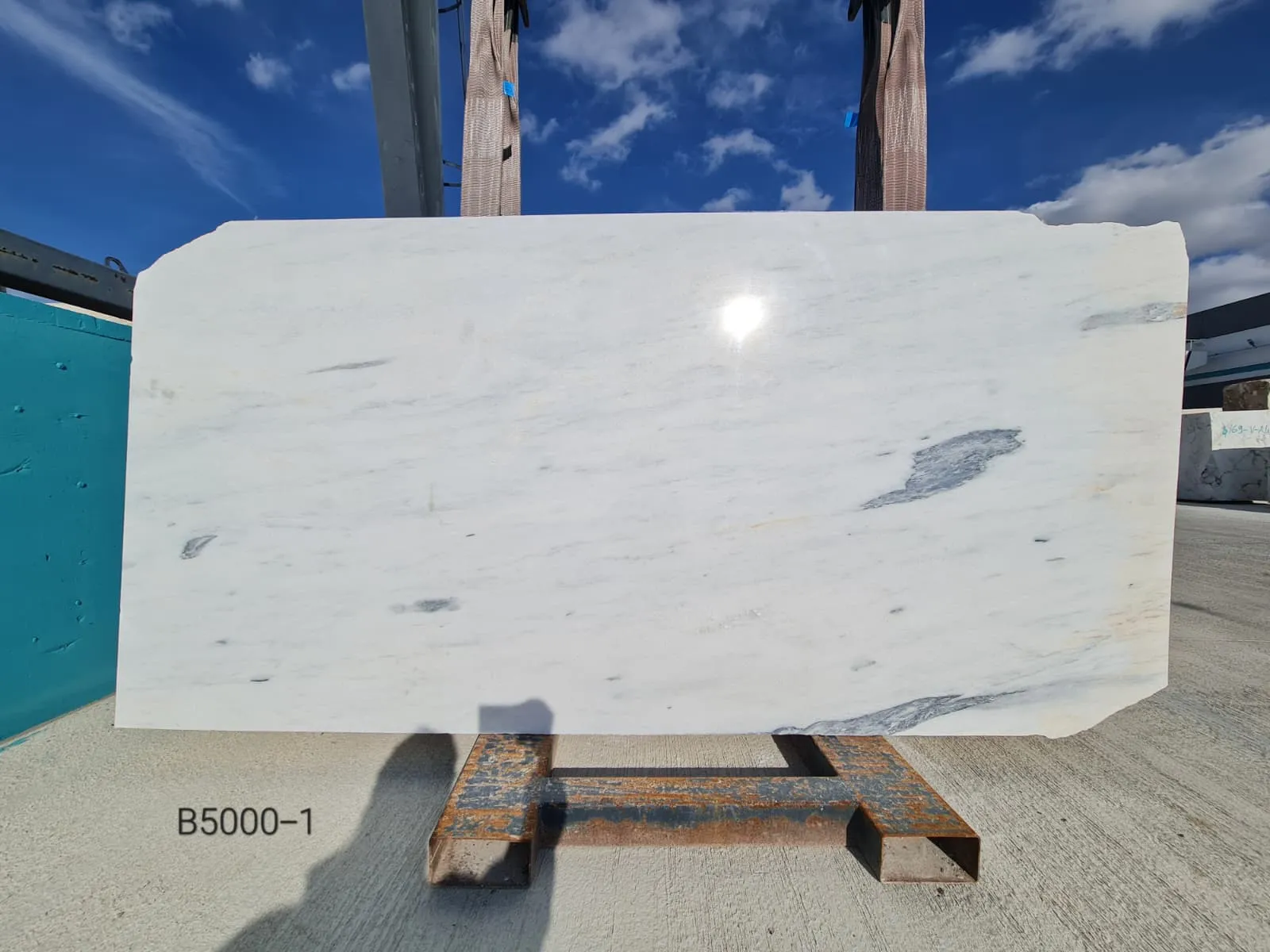 B5000 - 2 CM Opal White Polished
