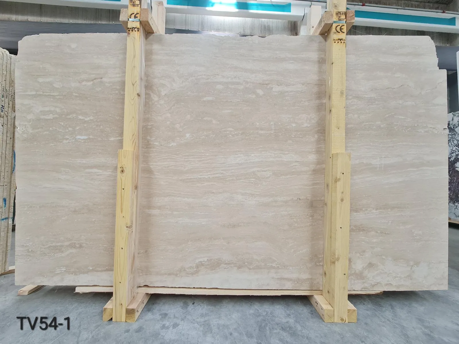 BTV54 - 2 CM Veincut Travertine Filled Honed
