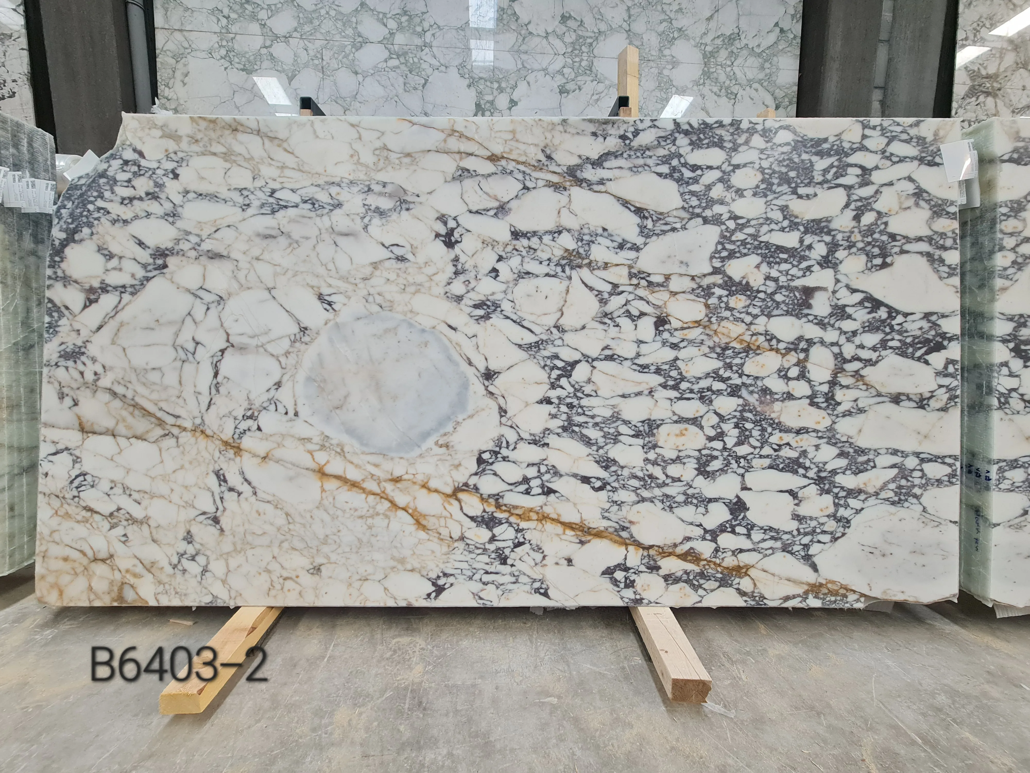 B6403 - 2 CM Afyon Violet Honed