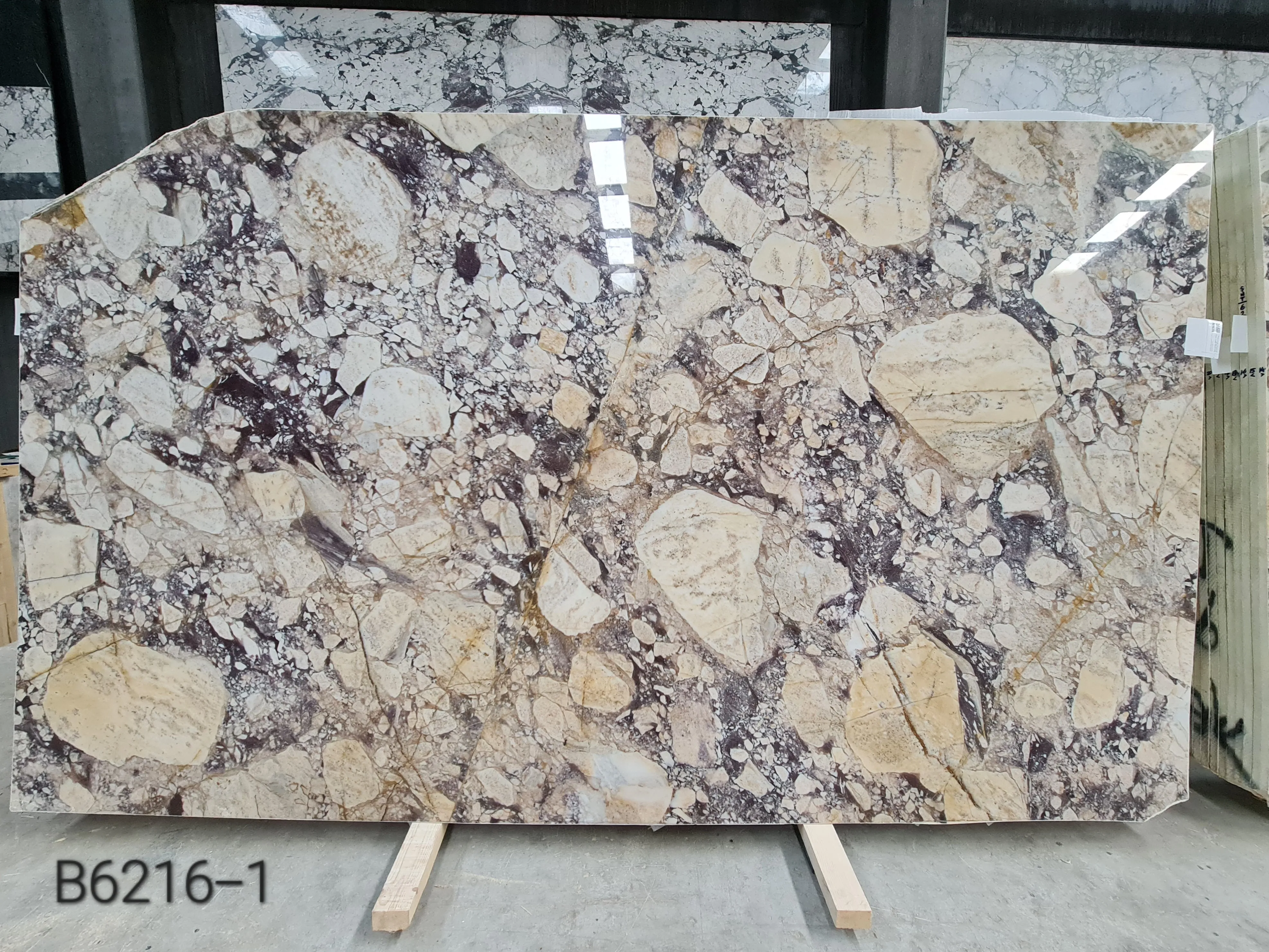 B6216 - 2 CM Calacatta Viola Polished