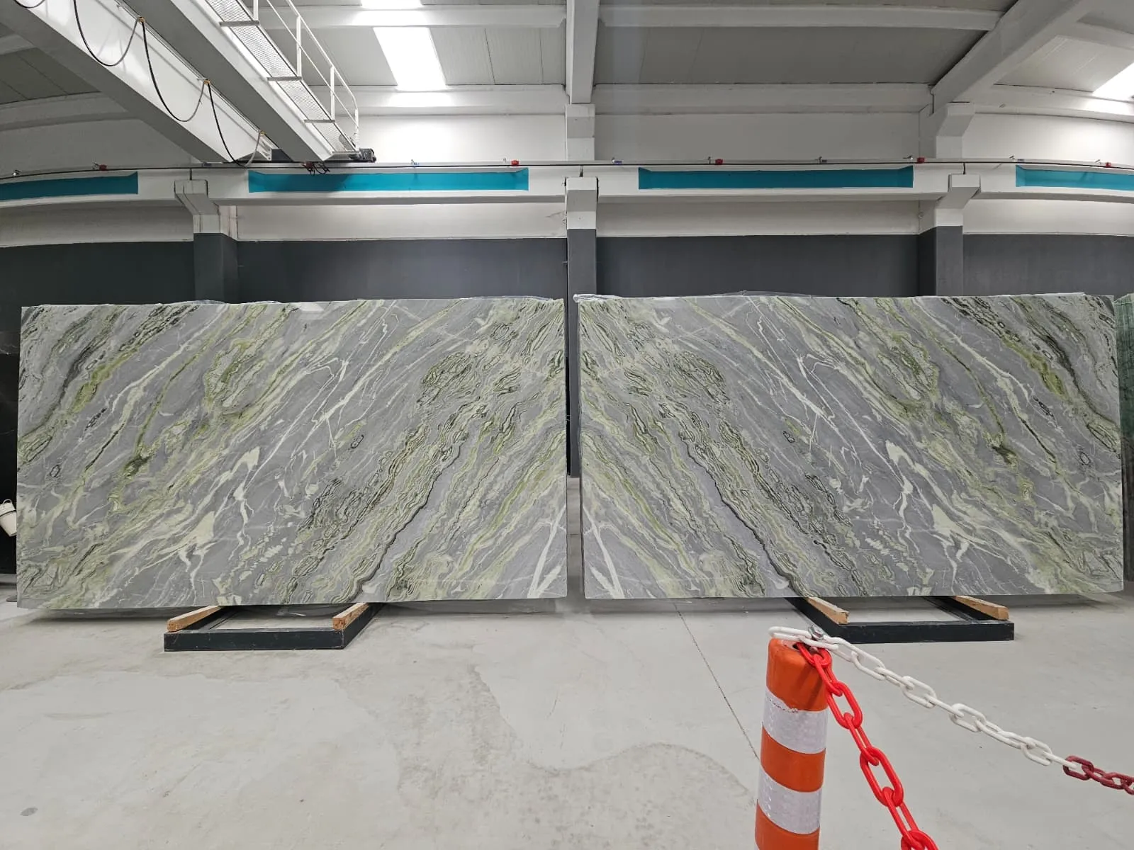 HO1 - 2 CM Himalayan Onyx Polished