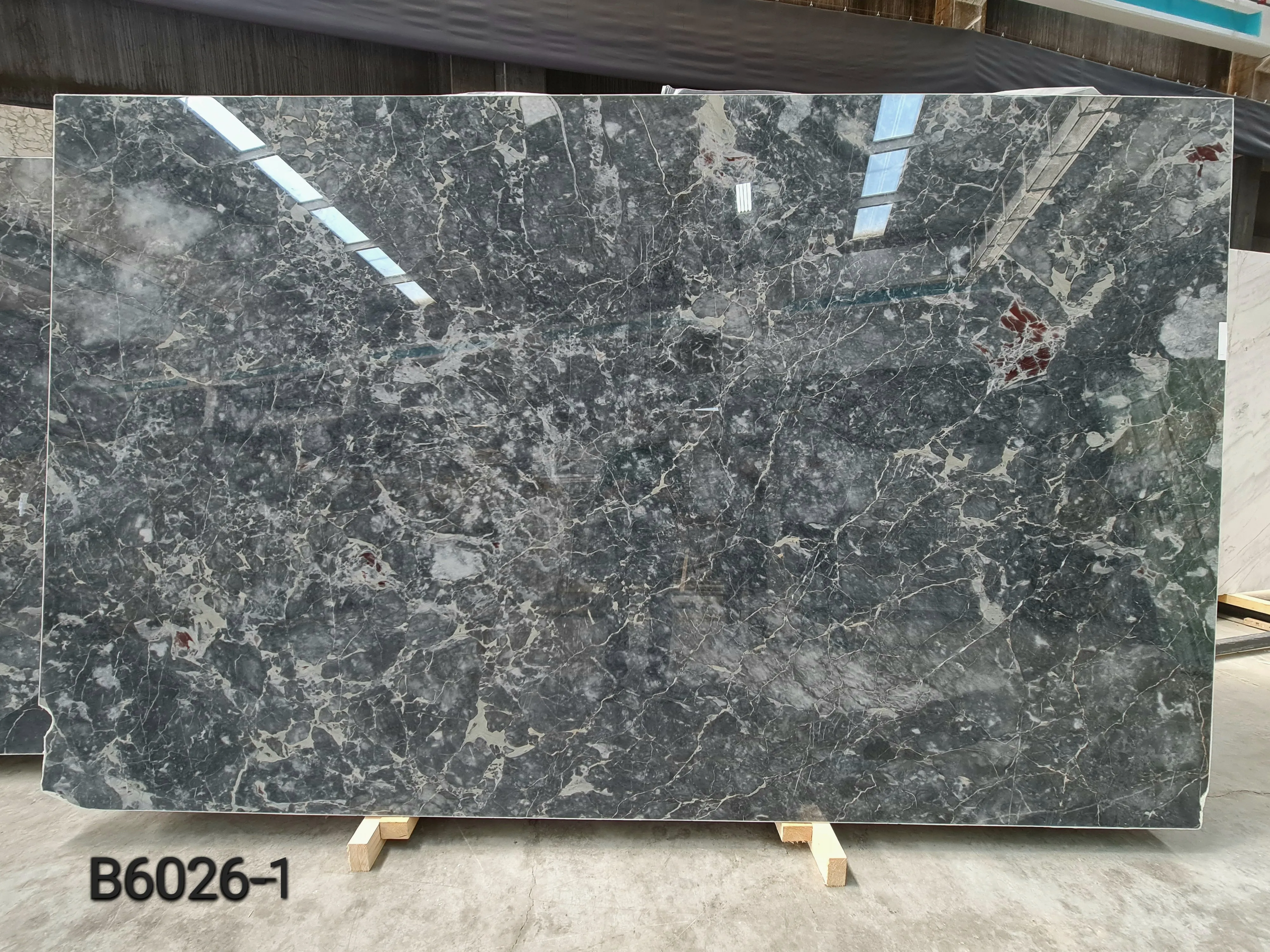 B6026 - 2 CM Jaguar Grey Polished