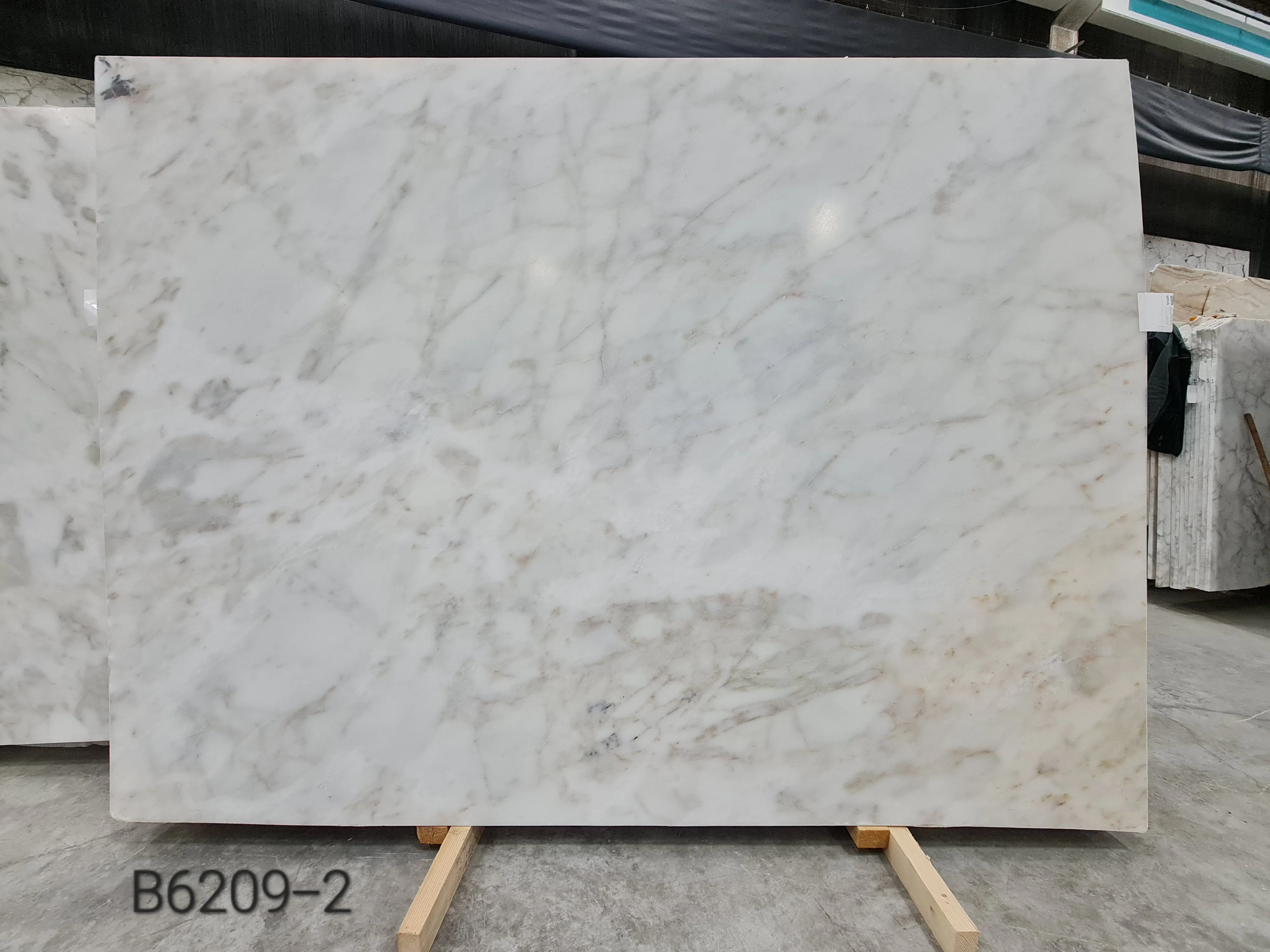 B6209 - 2 CM Afyon Gold Honed