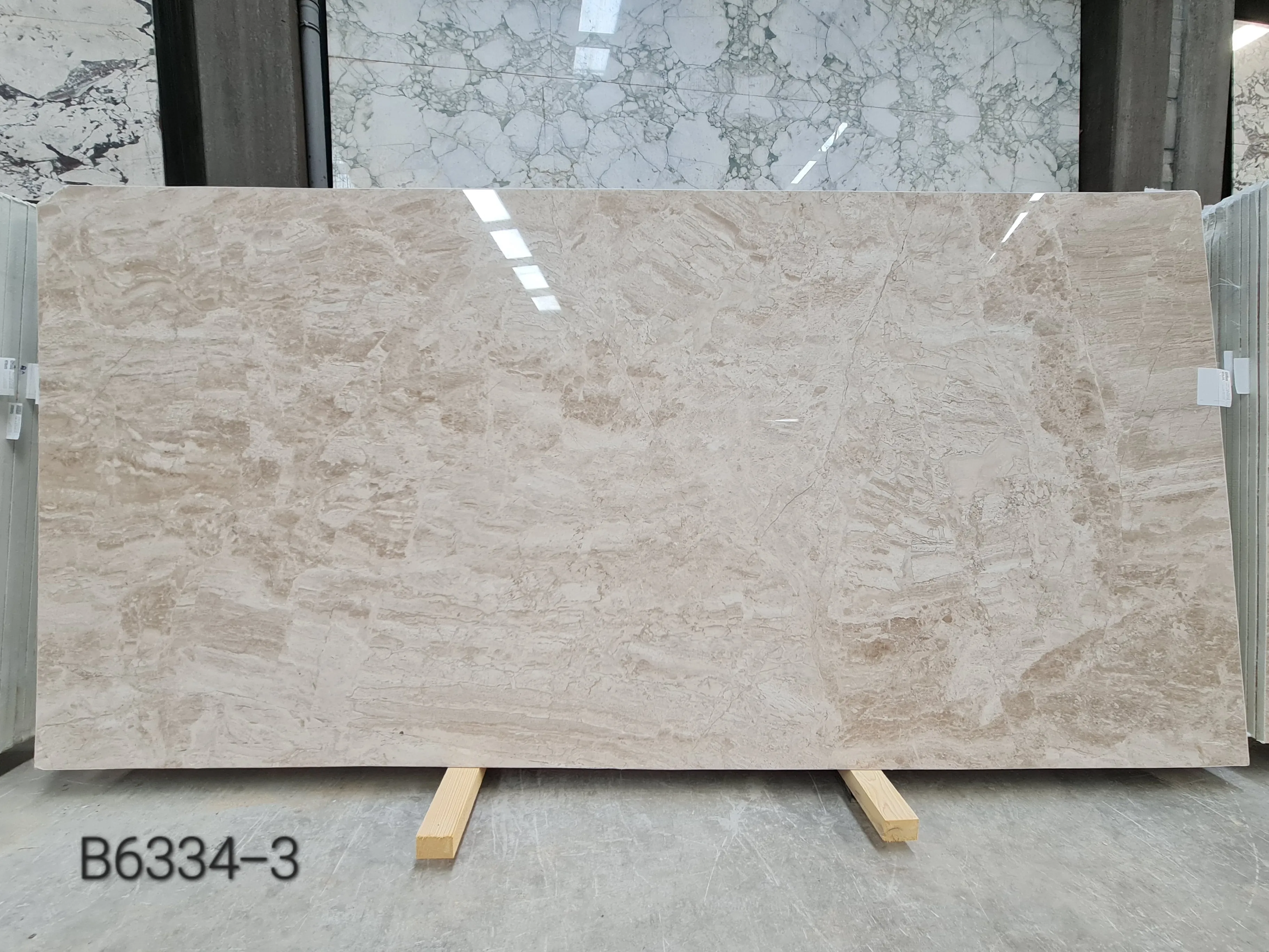B6334 - 2 CM Diana Royal Polished