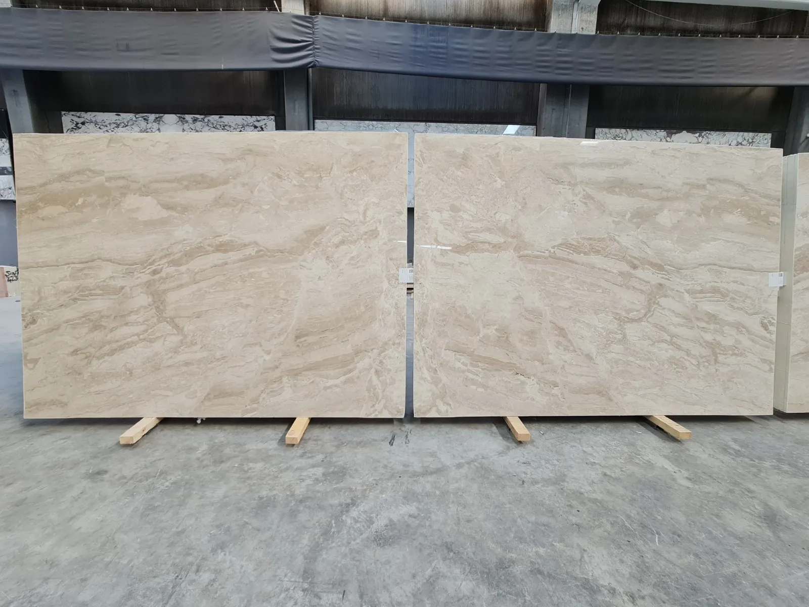 4535 - 2 CM Diana Royal Polished